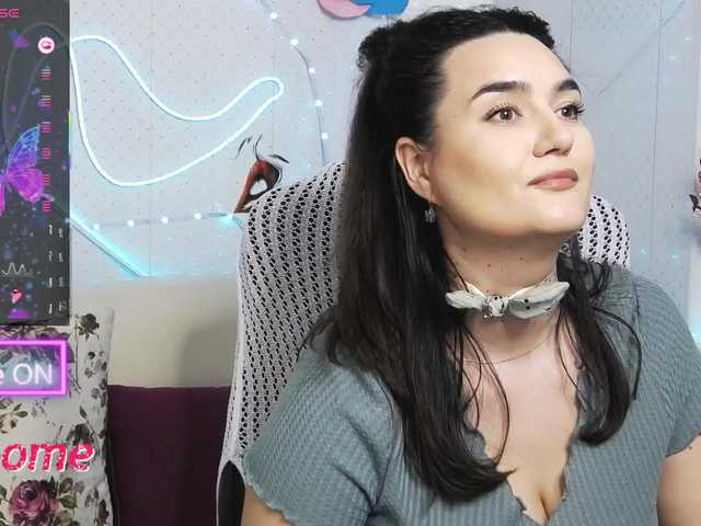 WickedButShy's BongaCams show and profile