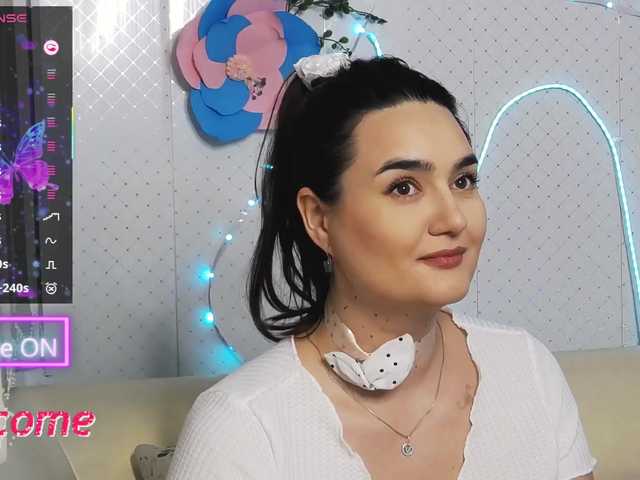 WickedButShy's BongaCams show and profile