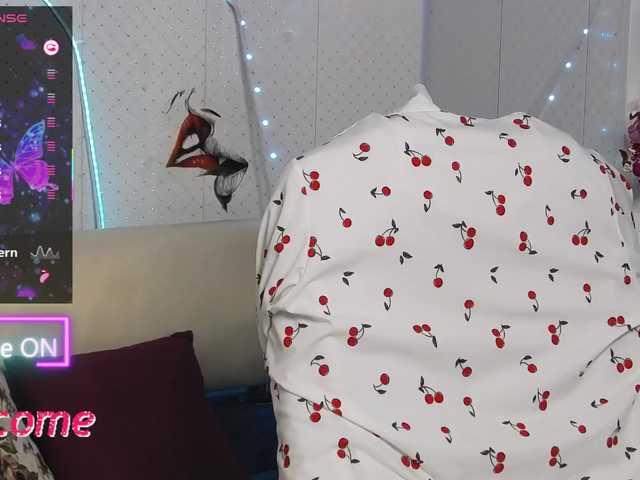 WickedButShy's BongaCams show and profile