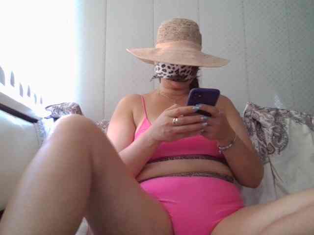 WickedButShy webcam