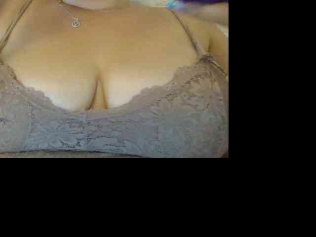 WickedButShy webcam