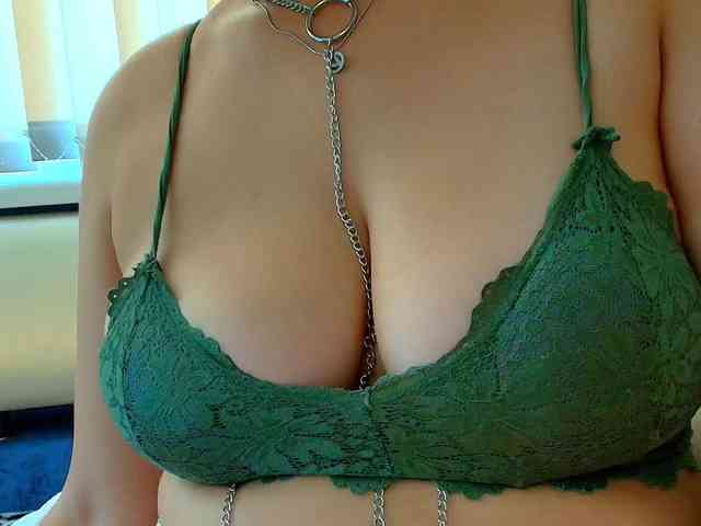 WickedButShy webcam