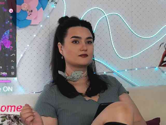 Lina_ webcam