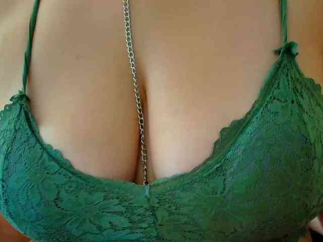 WickedButShy webcam