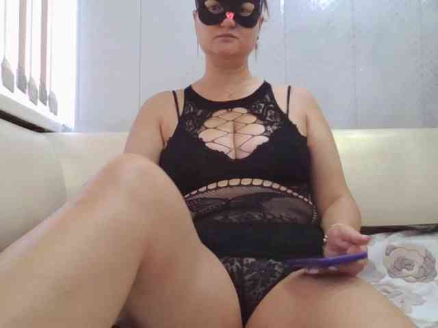 WickedButShy webcam