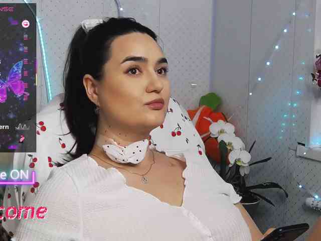 Lina_ webcam