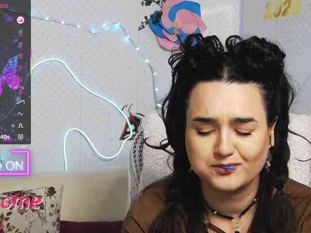 WickedButShy Live Webcam on BongaCams