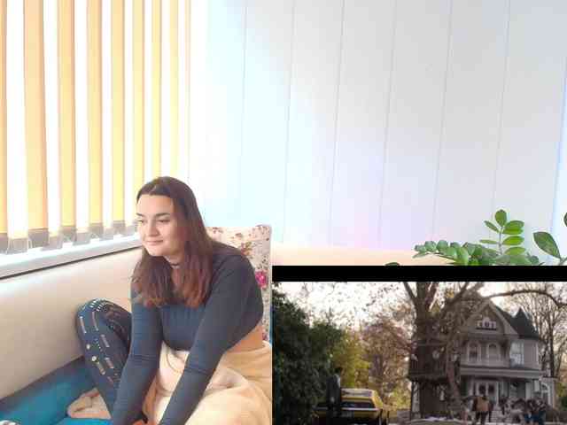 LinaCrave webcam