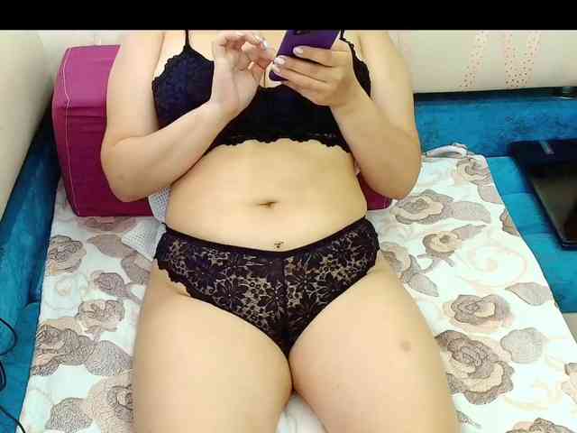 WickedButShy webcam
