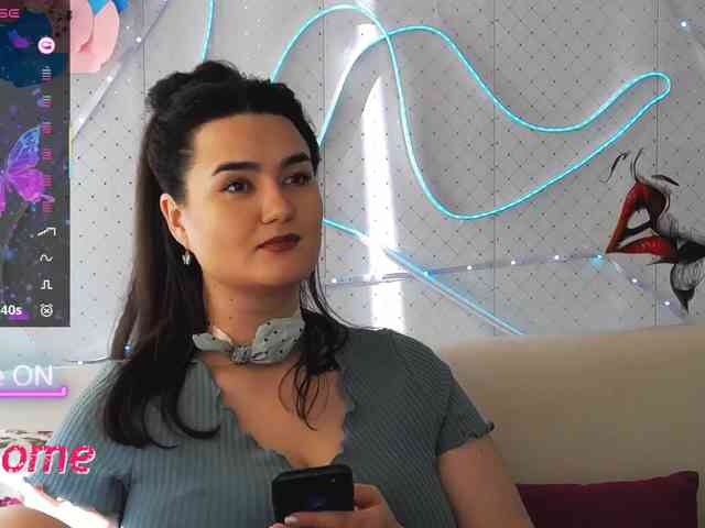 WickedButShy Live Webcam on BongaCams