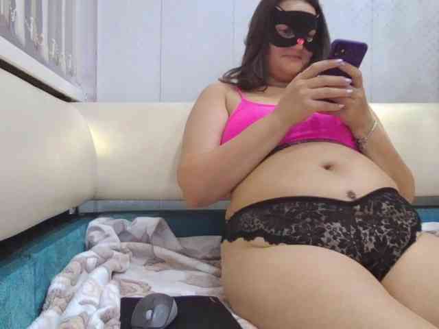 WickedButShy webcam