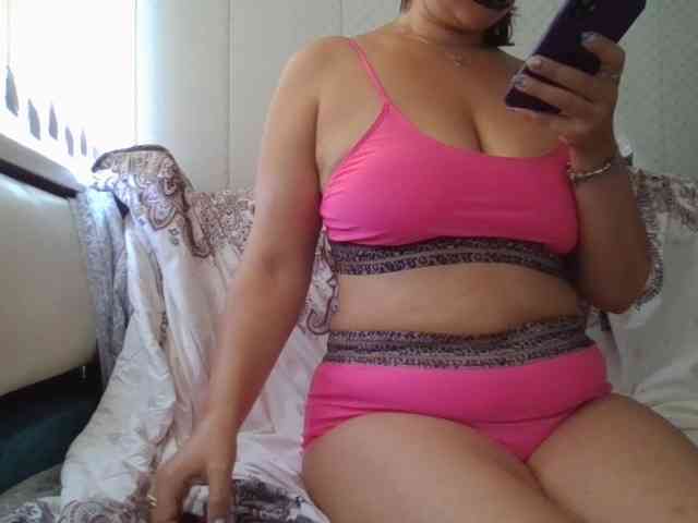 WickedButShy webcam