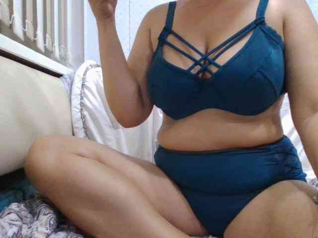 WickedButShy webcam