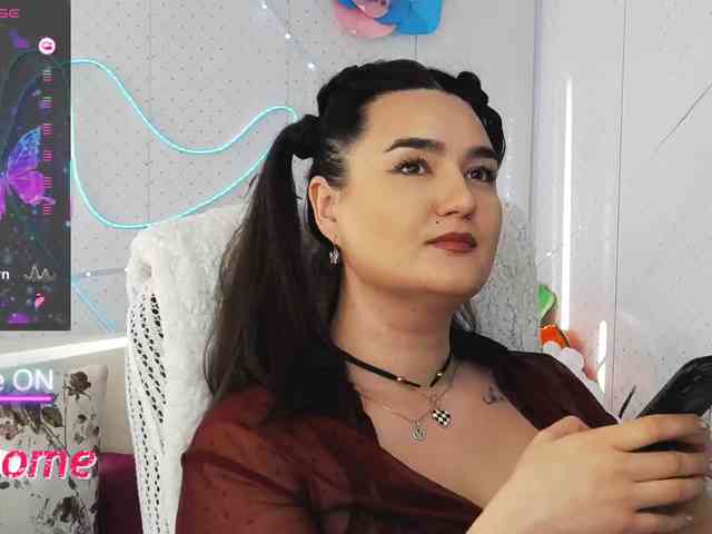 Lina_ webcam