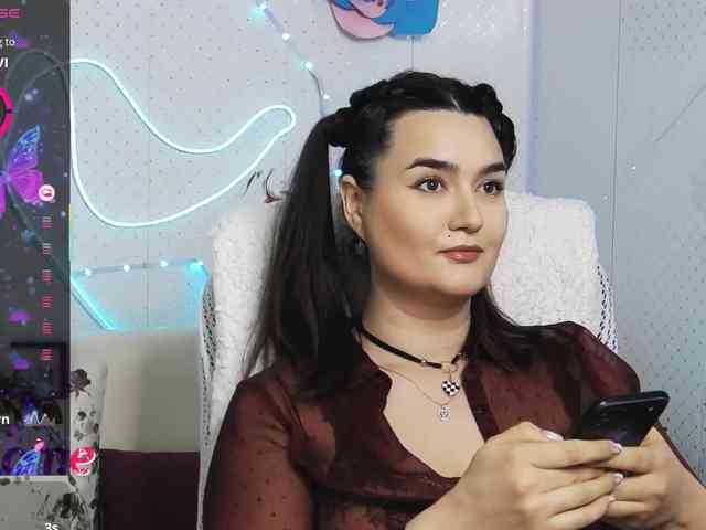 Lina_ webcam