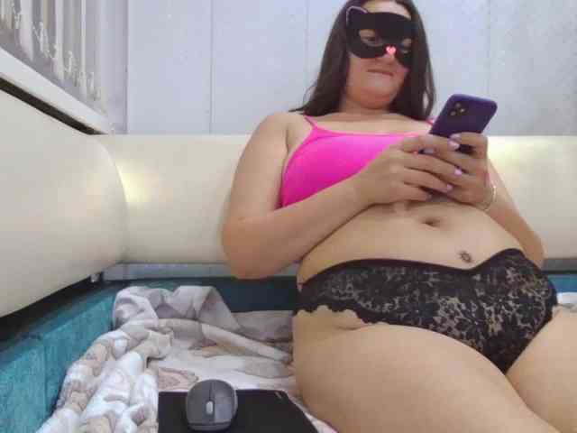 WickedButShy webcam