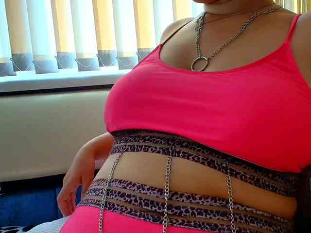 WickedButShy webcam