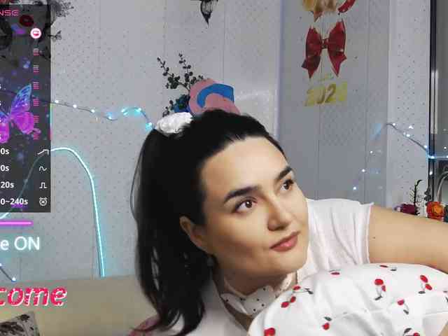 Lina_ webcam