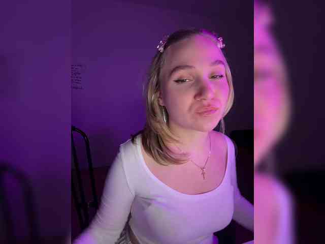 alicelaff webcam