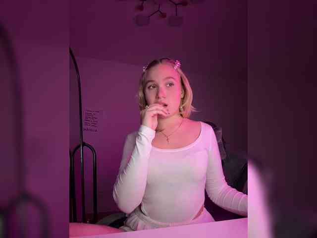 alicelaff webcam