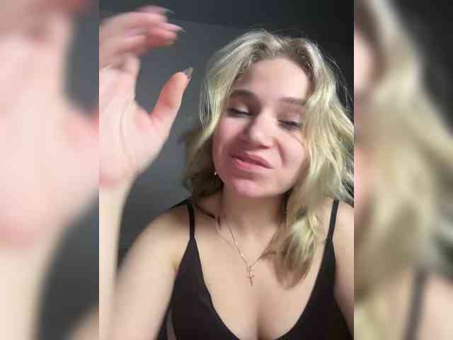 alicelaff webcam