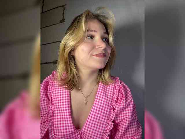 alicelaff webcam