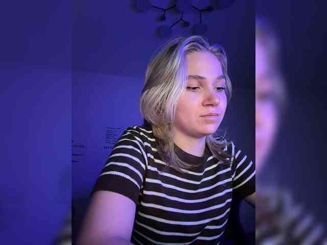 alicelaff webcam
