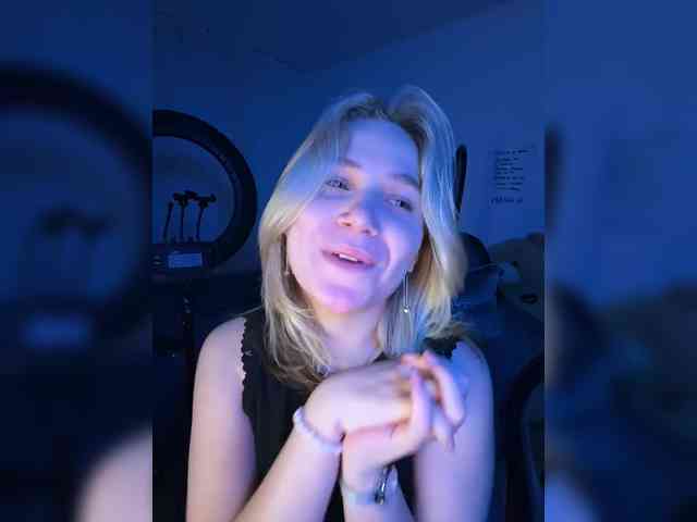 alicelaff webcam
