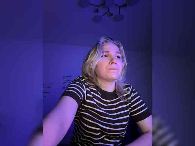 alicelaff webcam
