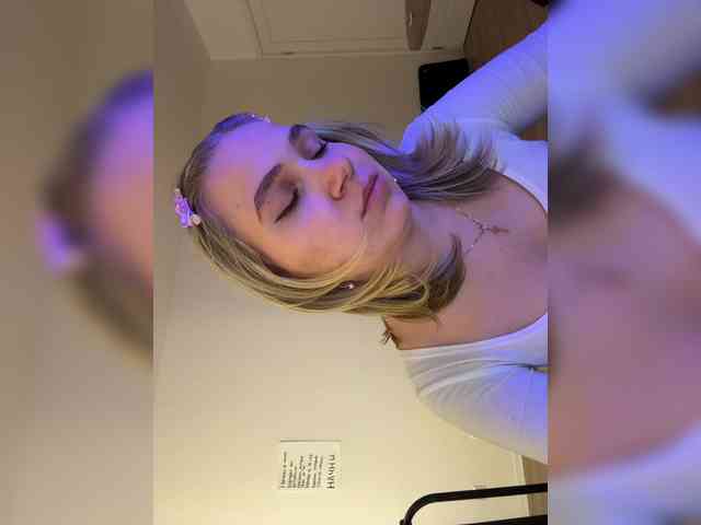 alicelaff webcam