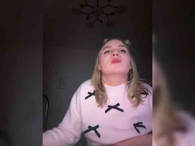 alicelaff webcam