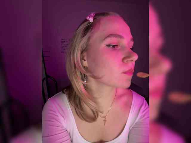 alicelaff webcam