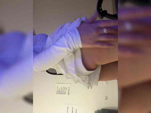 alicelaff webcam