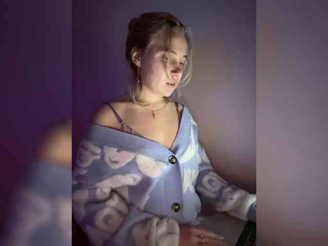 eliselaff Live Webcam on BongaCams