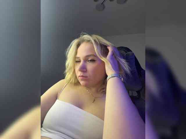 alicelaff webcam