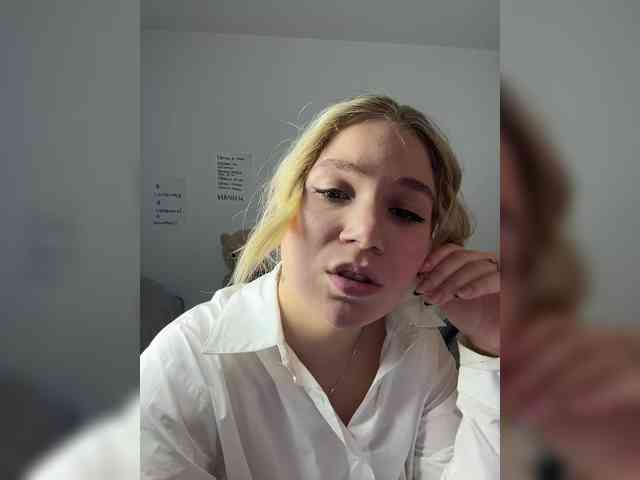 alicelaff webcam