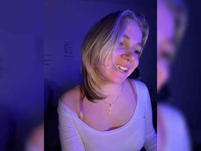 alicelaff webcam