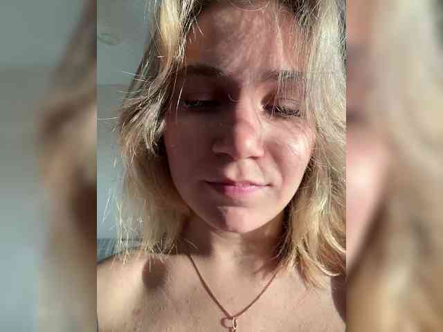 alicelaff webcam