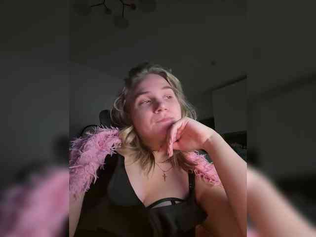 alicelaff webcam