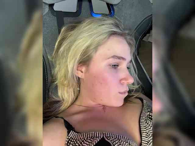 alicelaff webcam