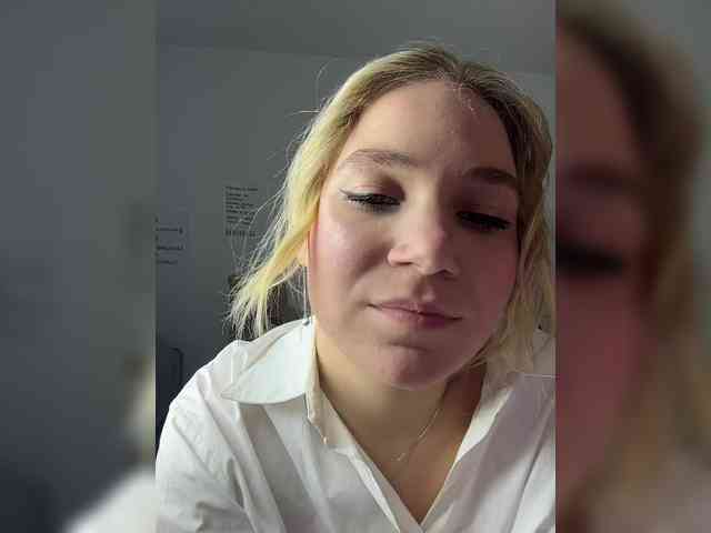 alicelaff webcam