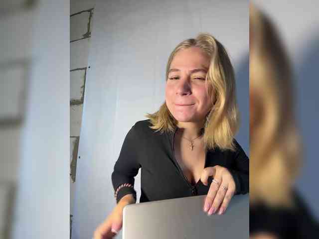 alicelaff webcam