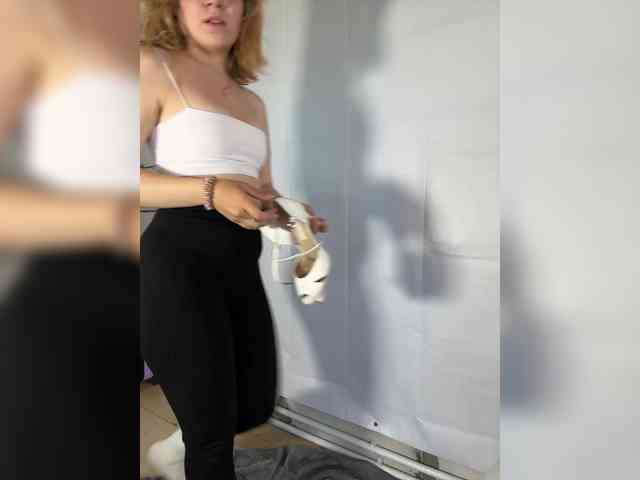 alicelaff webcam