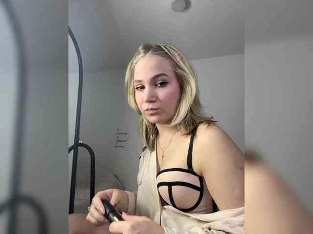 alicelaff webcam