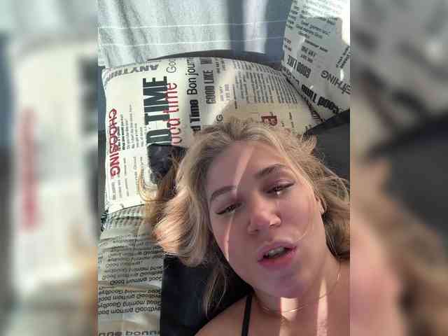 alicelaff webcam