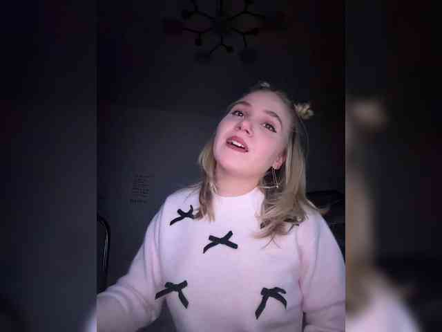 alicelaff webcam