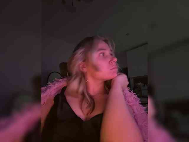 alicelaff webcam