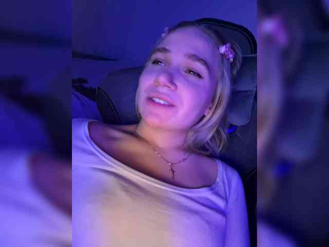 alicelaff webcam