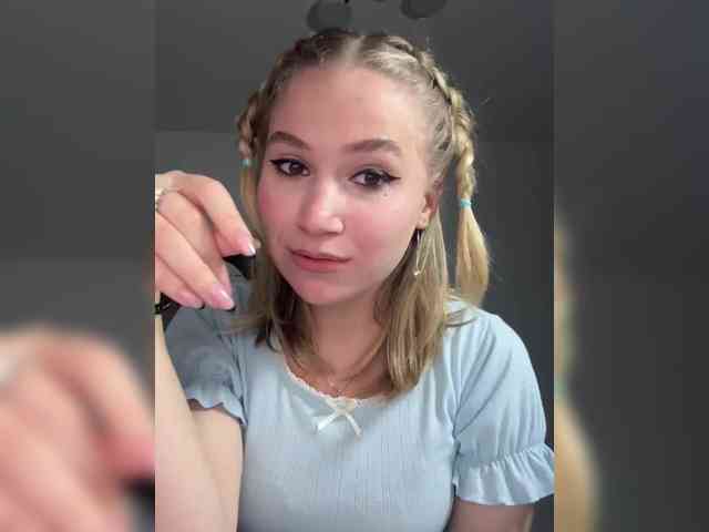 alicelaff webcam