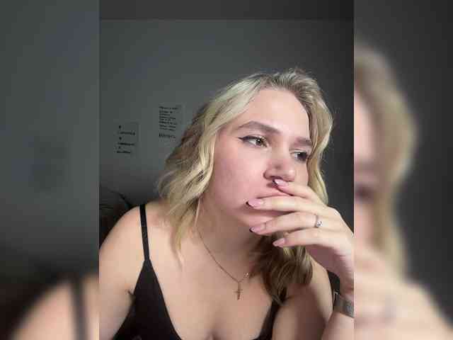 alicelaff webcam